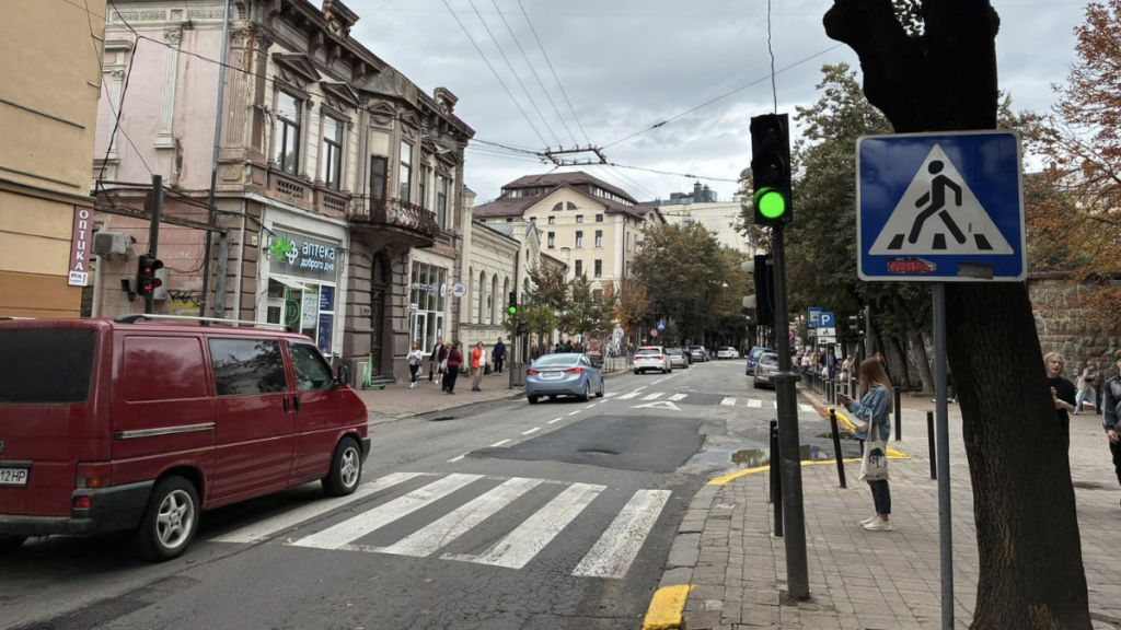 У Франківську на вулиці Січових Стрільців зʼявляться два нові світлофори, що вплинуть на організацію дорожнього руху.