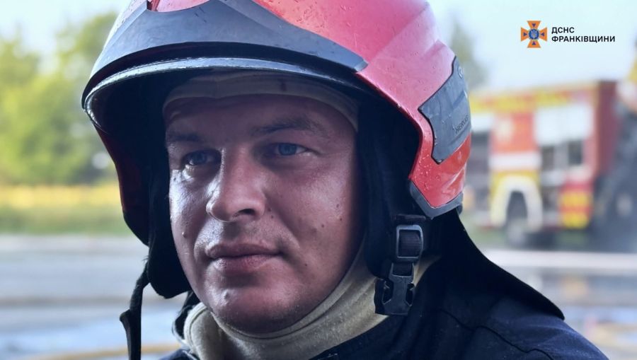 «Рятувальник Володимир Черленюк: коли батько забрав мене з дитсадка, я хотів піти з ним у військову частину»