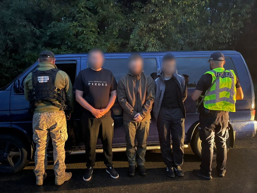 В Прикарпатті тимчасово розмістили Віськовозобовязеаних у готелі для їх відправки за кордон
