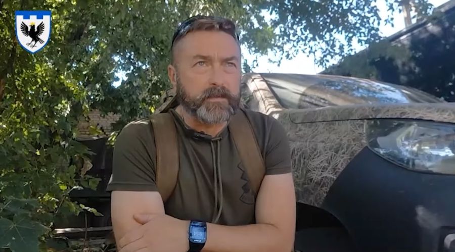 Волонтер-капелан із сім’єю з семи дітей знову став бойовим медиком на фронті