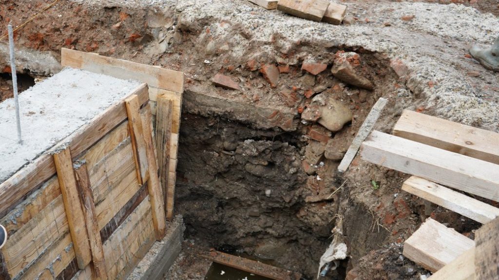 В Коломиї під землею виявили руїни споруд ХІХ століття: що відомо