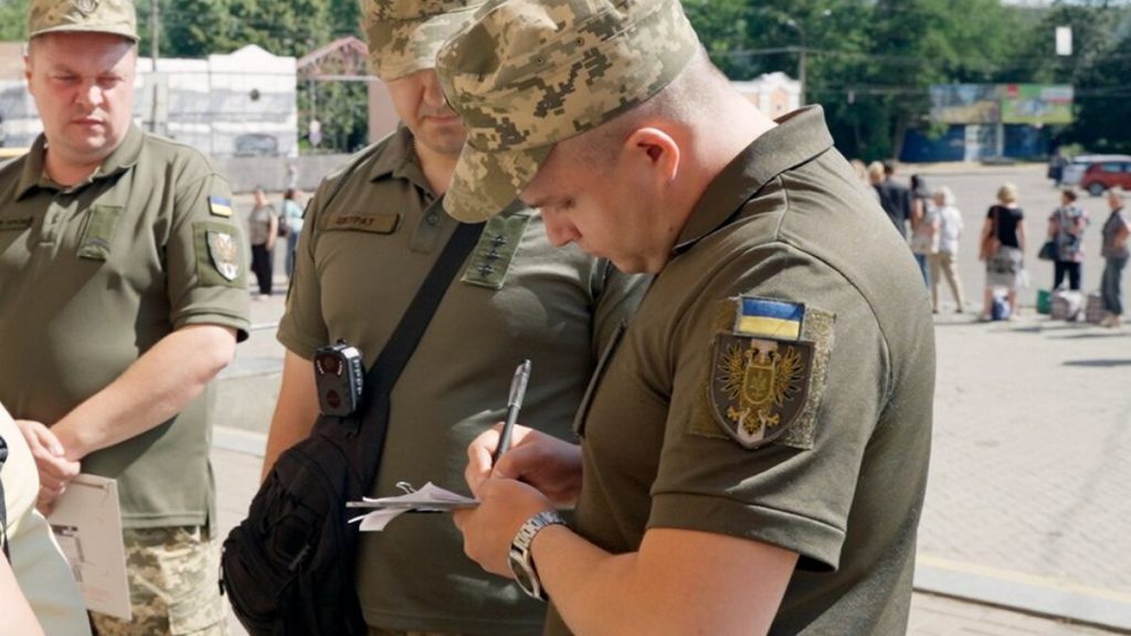 Атака на ТЦК в Калуші: троє військовозобов’язаних зникли після події
