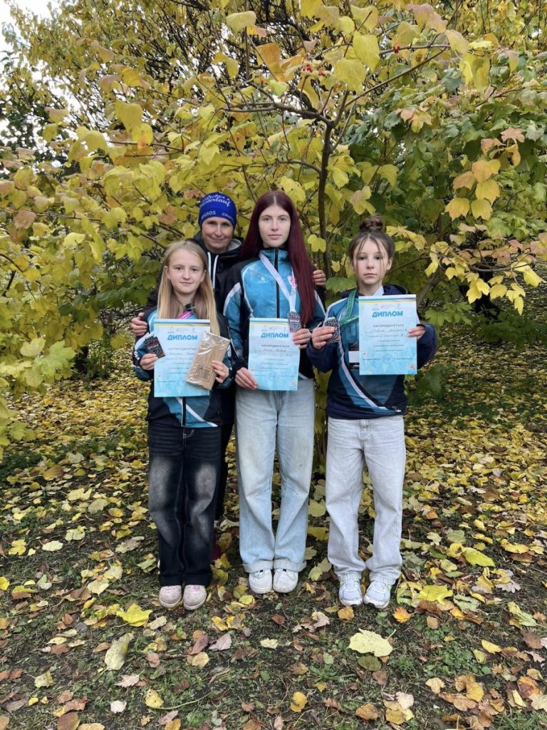 Спортсменки з Калуша вибороли три нагороди на чемпіонаті України зі спортивного орієнтування (Фото)