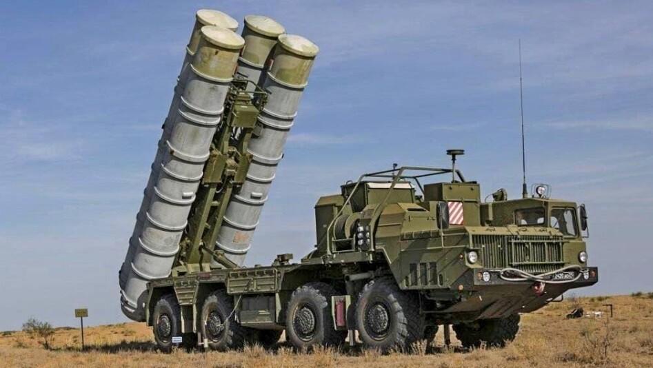 ГУР безпілотниками пошкодило російську протиповітряну оборону та десантний корабель у Криму