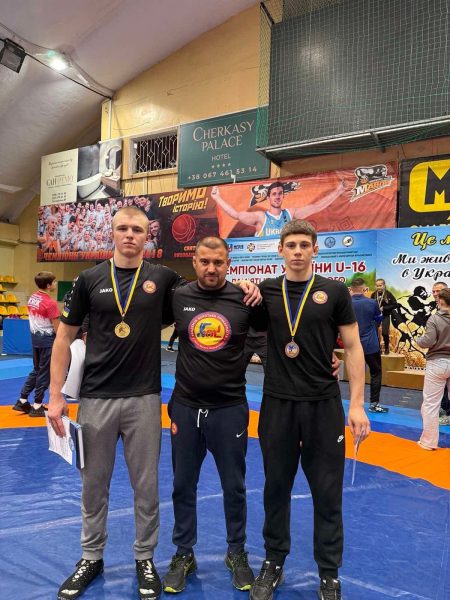 Прикарпатські борці посіли шість призових місць на чемпіонаті України