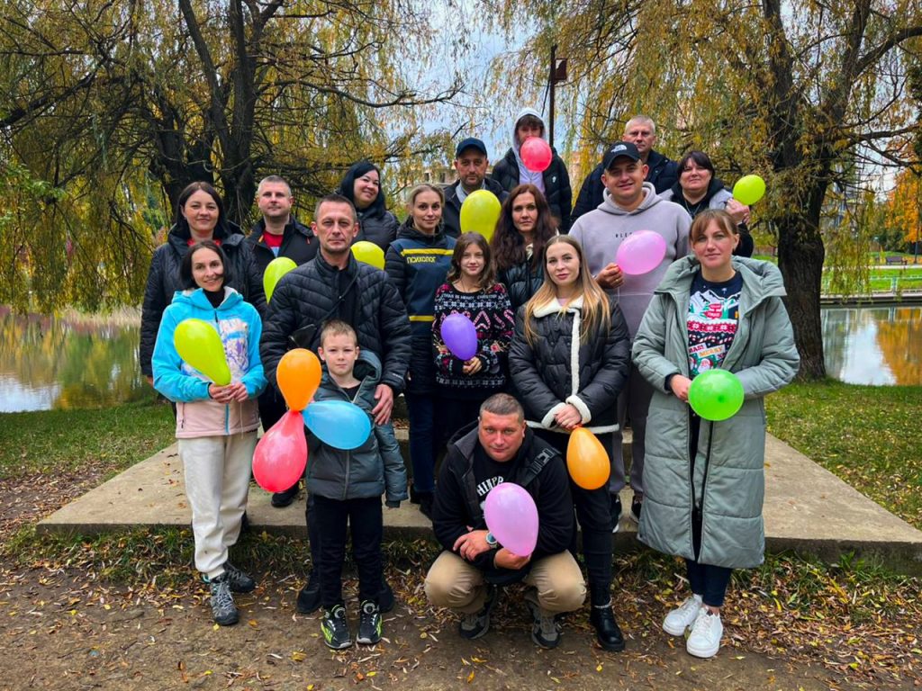 Рятувальники з Херсона відпочивали та відновлювали енергію в Карпатах