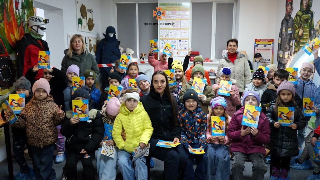 Напередодні осінніх свят «Клас безпеки» відвідало майже п’ятсот учнів.