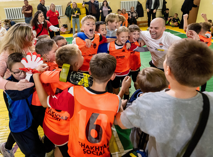 Shakhtar Social і ДТЕК організували змагання «Давай, грай!» у Бурштині