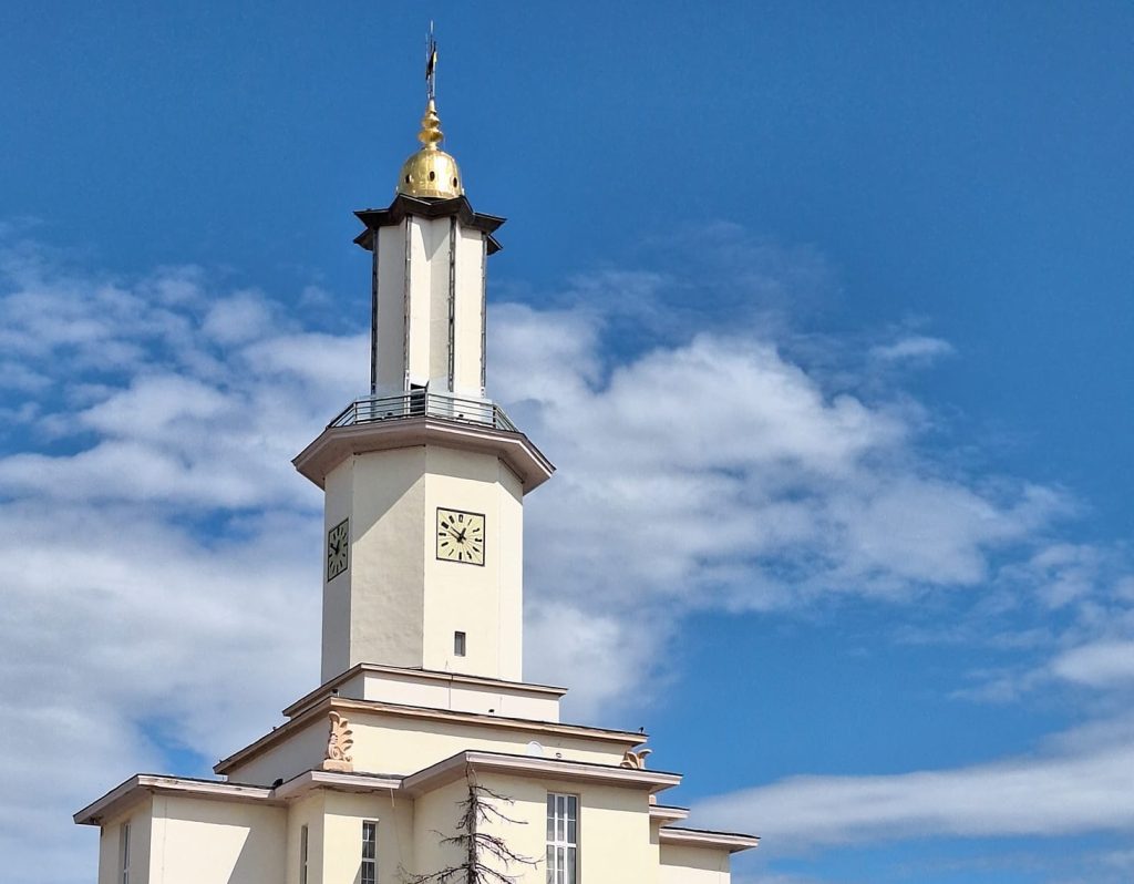 В Івано-Франківську отримали понад два мільйони євро грантів для покращення комунальної інфраструктури.