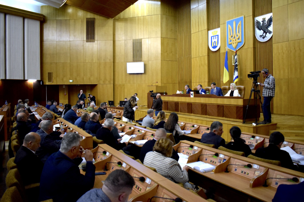 Івано-Франківська обласна рада звертається до Верховної Ради з проханням ухвалити закон щодо медичної допомоги, реабілітації та протезування для захисників.
