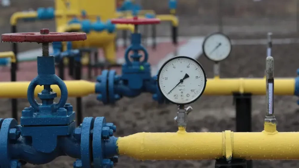 У Львівській області після нічного обстрілу спалахнуло газове сховище