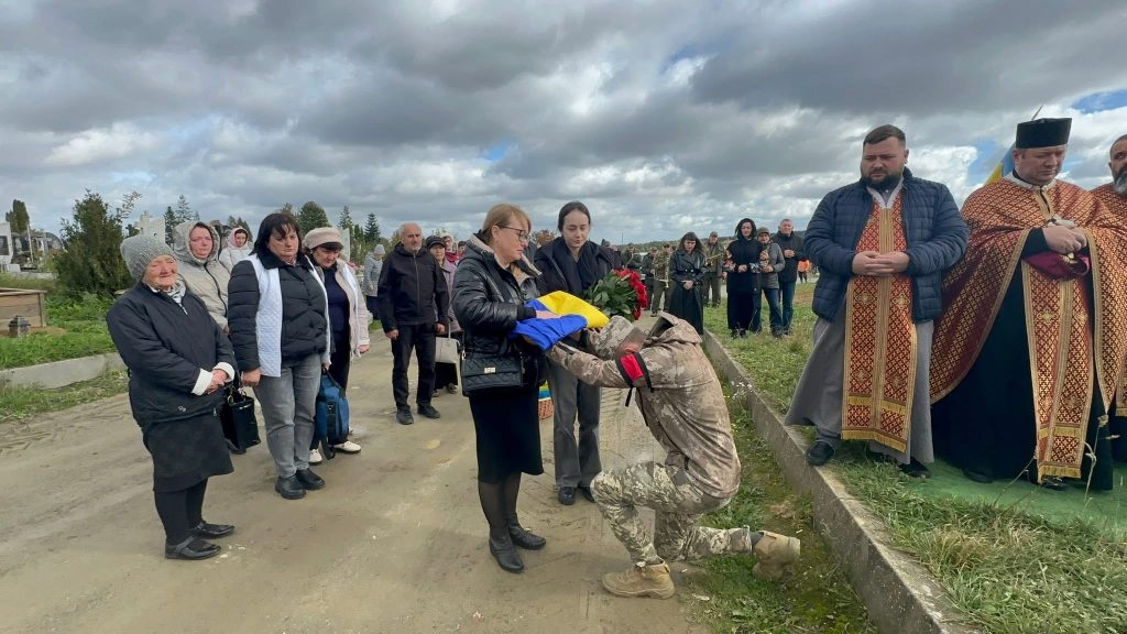 Надвірнянщина віддала останню шану Герою Анатолію Коржу
