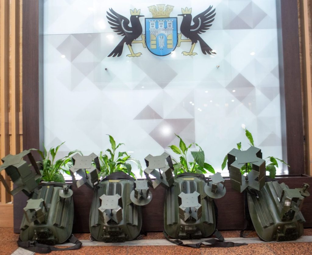 Іванофранківці передали чотири мобільні РЕБи для «Едельвейсів»