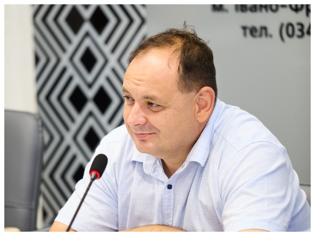 Марцінків розповів причини відсутності опалення у франківських школах та дитсадках