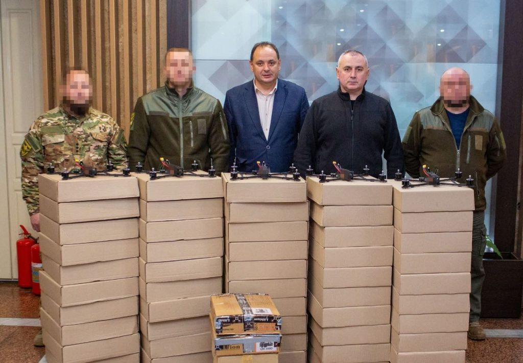 Передали 50 FPV-дронів стрілецькому батальйону поліції Прикарпаття