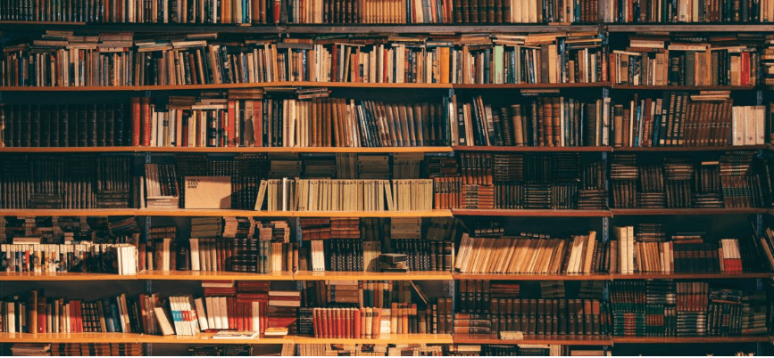У франківських бібліотеках розповіли причини відмови у видачі книг читачам без місцевої реєстрації.