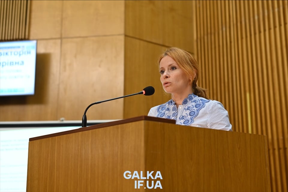 Франківська міськрада прийняла план створення мережі ліцеїв без №19 та №25