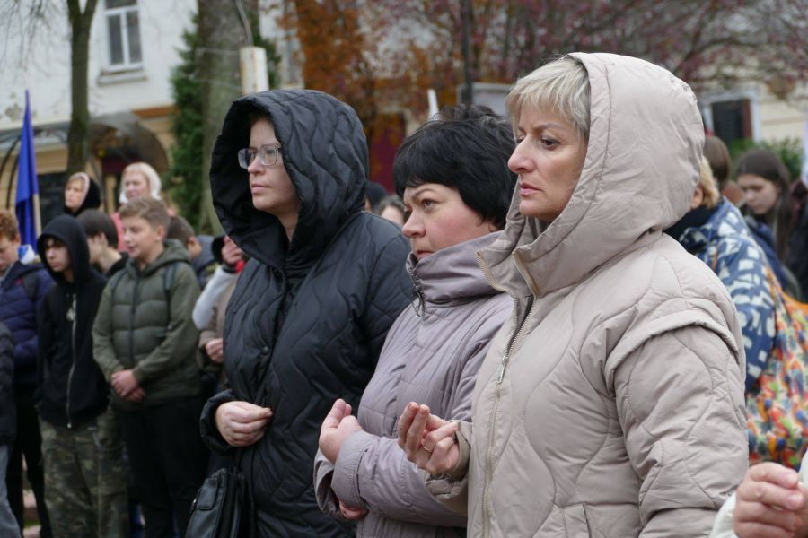 У Калуші вшанували пам’ять розстріляних учнів торговельного навчального закладу