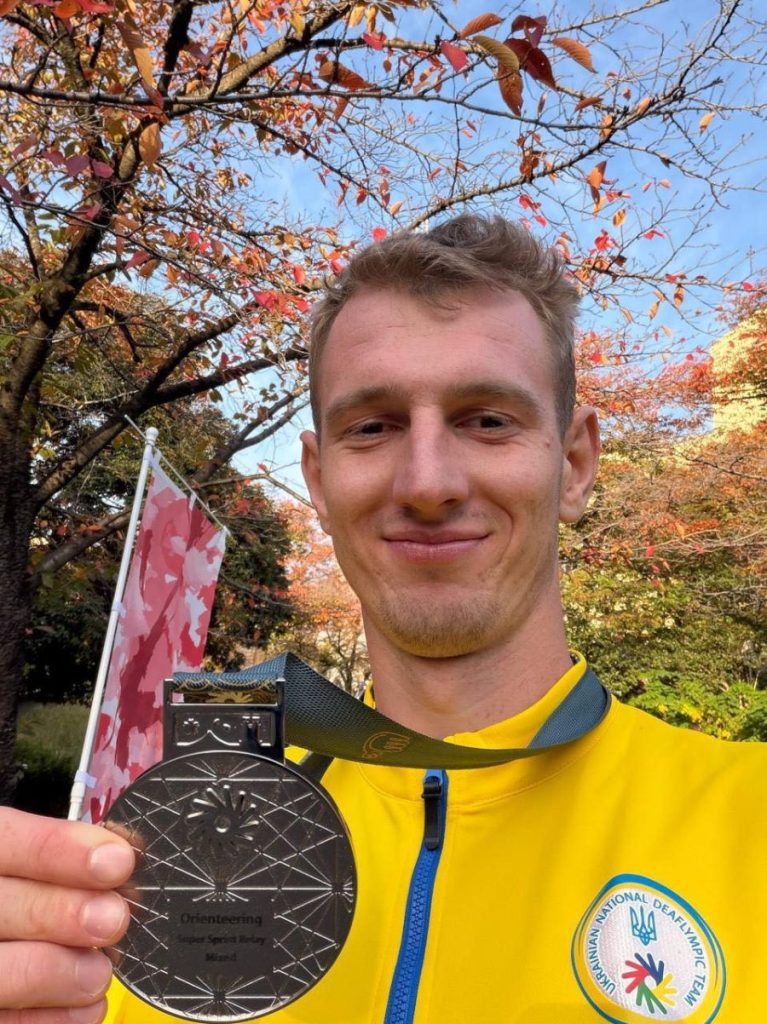 Назар Левицький з Калуша виборов другу нагороду на Дефлімпіаді в Японії, посівши друге місце в суперспринті