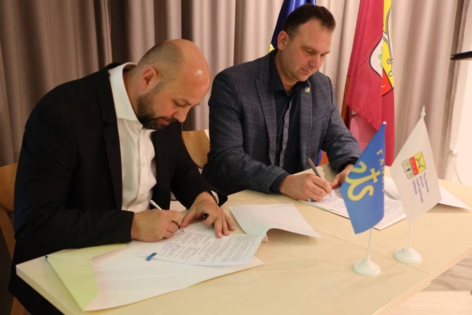 Галич уклав угоду про співпрацю з Чугуївською громадою