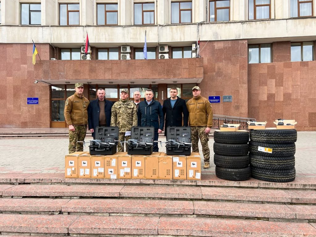 Прикарпаття надало обладнання двом військовим підрозділам
