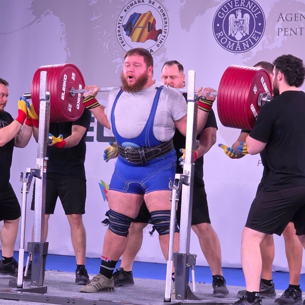 Віктор Голіней з Коломиї здобув золоту медаль на чемпіонаті світу з пауерліфтингу