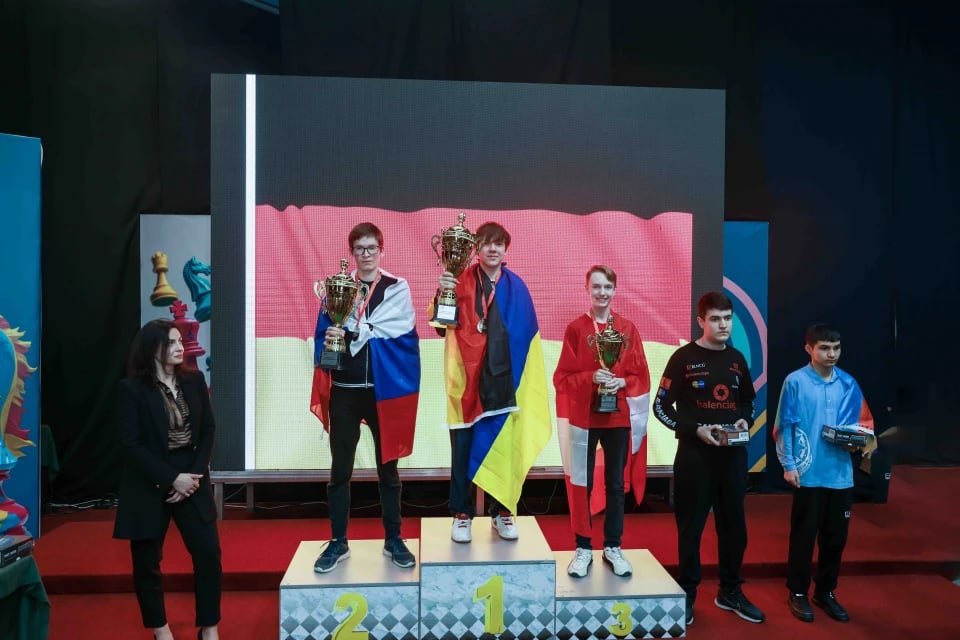 Українець здобув перемогу на шаховому турнірі в Німеччині та підняв прапор на честь дідуся