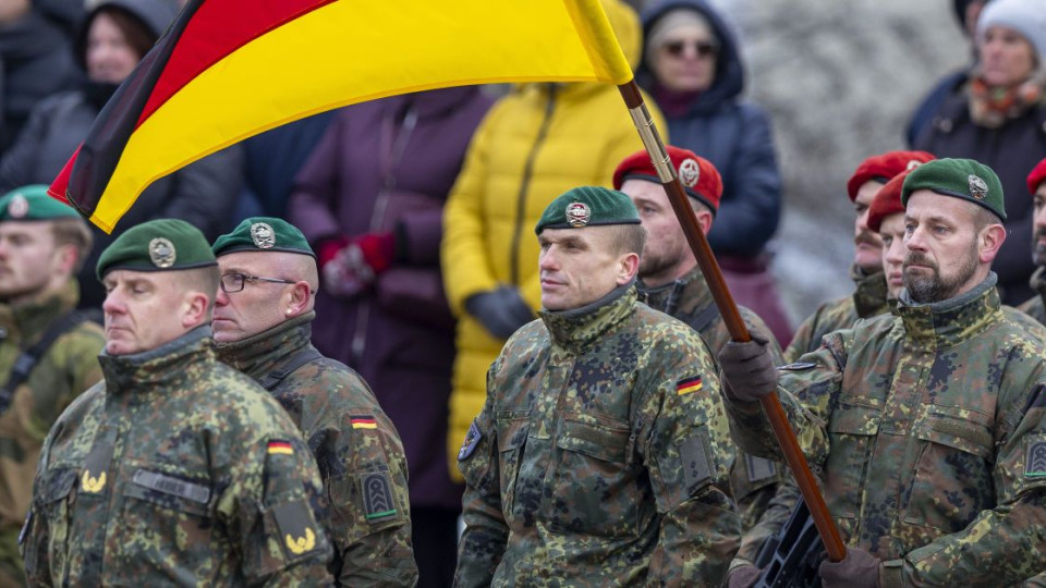 У Німеччині збираються відновити військову службу для 18-річних