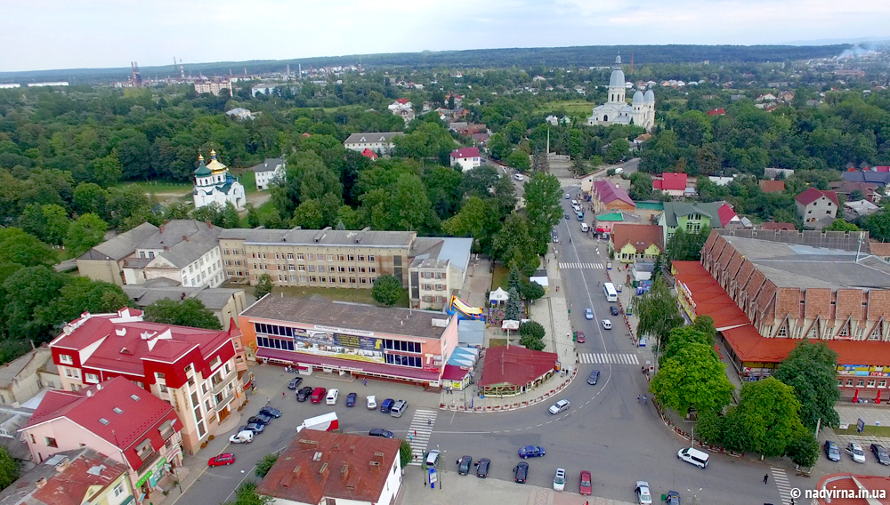 Надвірна відзначає День Гідності та Свободи та День пам’яті жертв голодомору