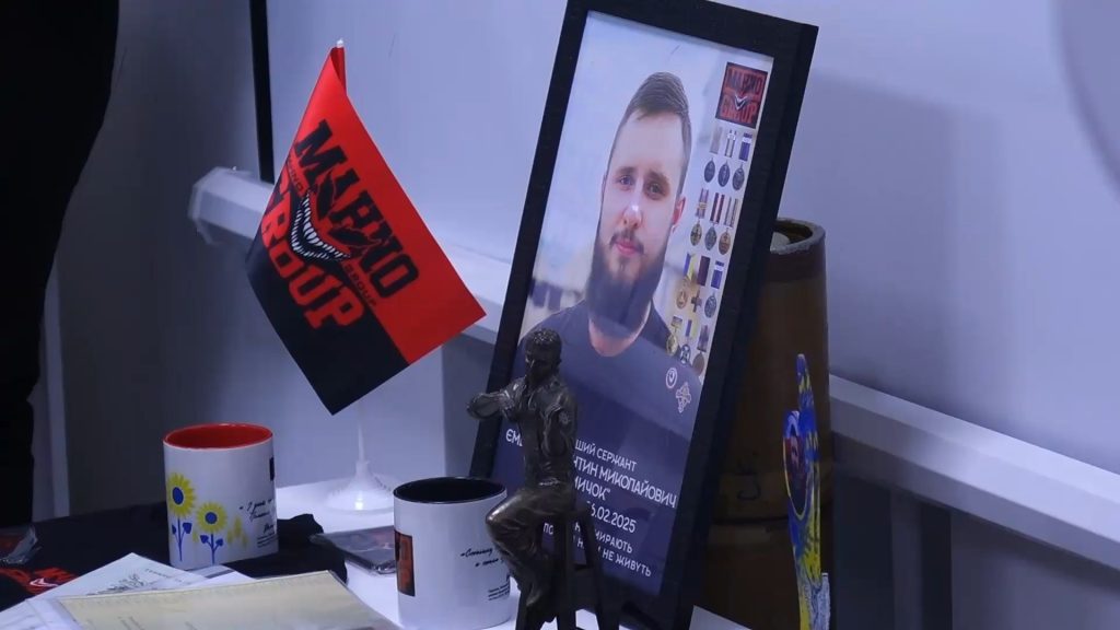 В Івано-Франківську віддали честь загиблому герою Валентину Ємбрику.