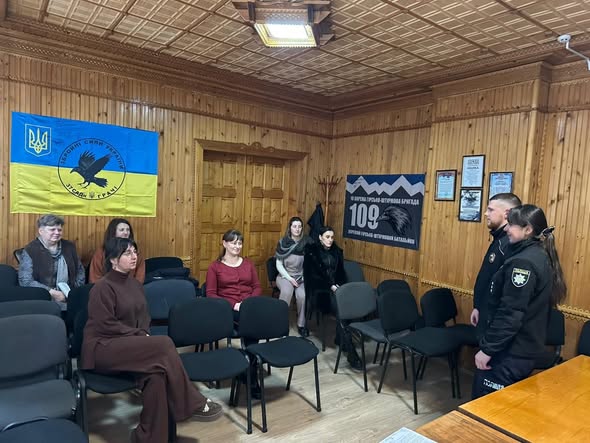 Поліцейські дільниць Верховинщини прозвітували перед громадою про результати діяльності у 2025 році