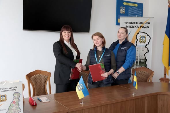 Тетяна Градюк, міський голова Тисмениці, зустрілася з представниками міжнародної благодійної організації «СОС Дитячі Містечка Україна»