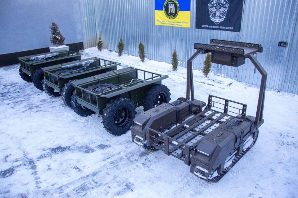 З Івано-Франківська військовим передали наземні роботизовані системи