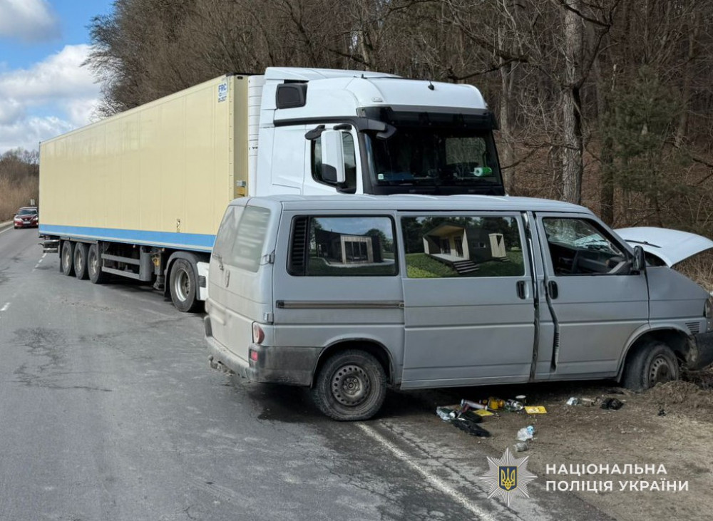 У Львівській області в аварії постраждав мешканець Прикарпаття