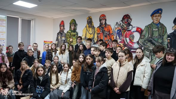 Майже пів тисячі дітей відвідали клас безпеки в Івано-Франківську напередодні канікул