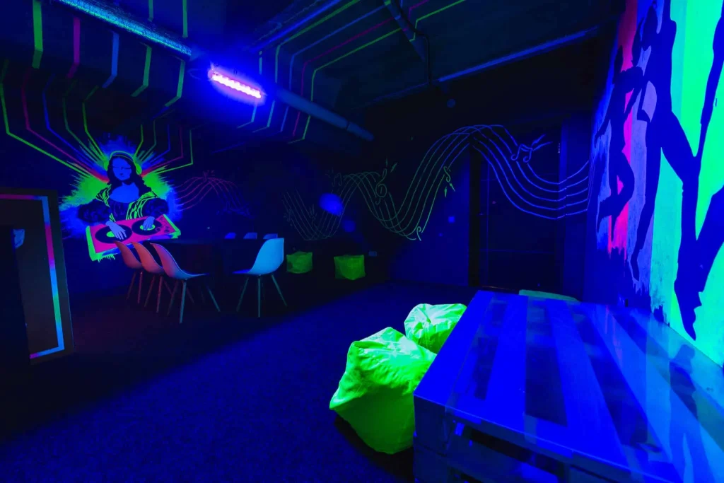 hybrid event space