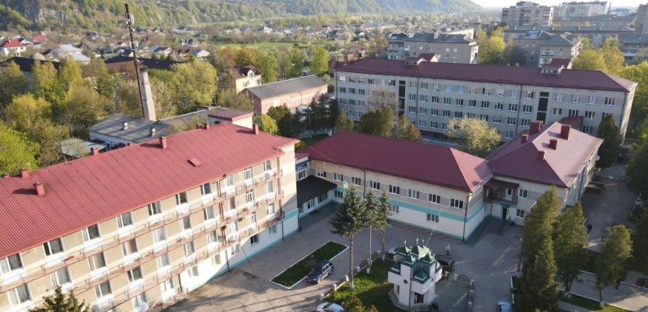 У Надвірнянській громаді розпочнуть перевірку через звернення щодо лікарні