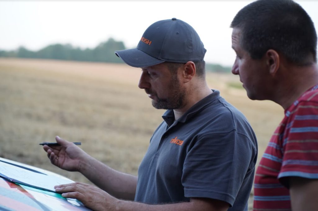 консультація з менеджером Makosh по купівлі добрив