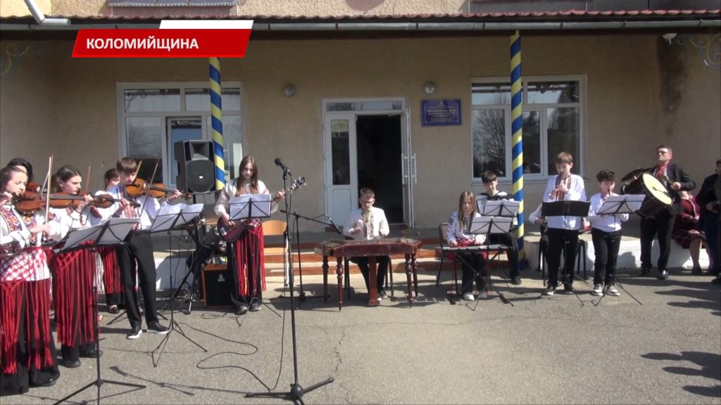 У Коломийській громаді вшанували пам’ять заслуженого артиста Петра Терпелюка