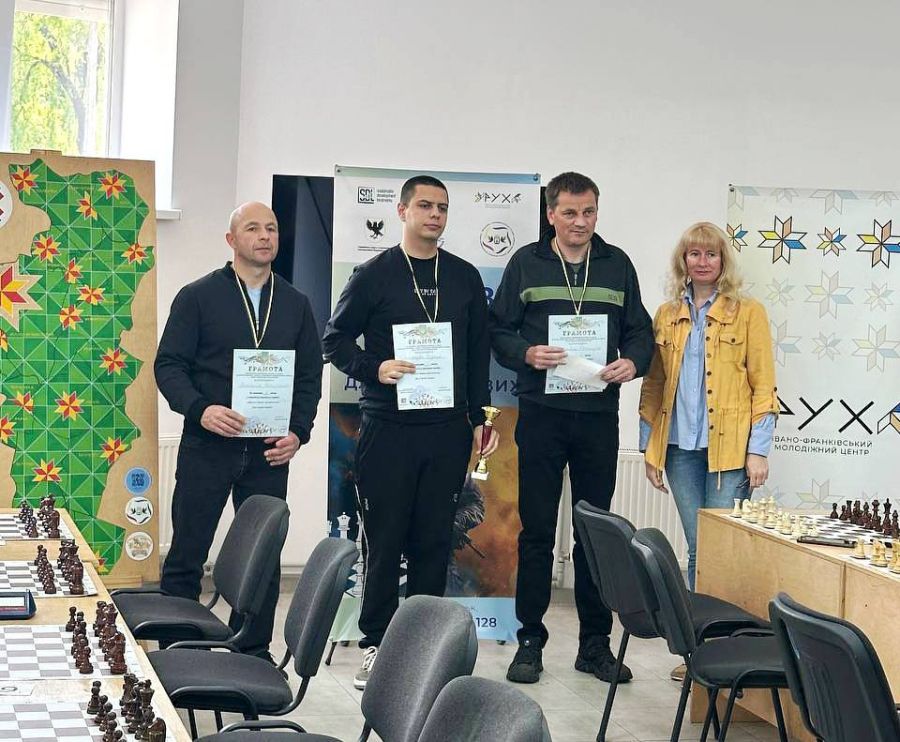 Олександр Рідзель з Калуша виграв обласний шаховий турнір серед ветеранів війни