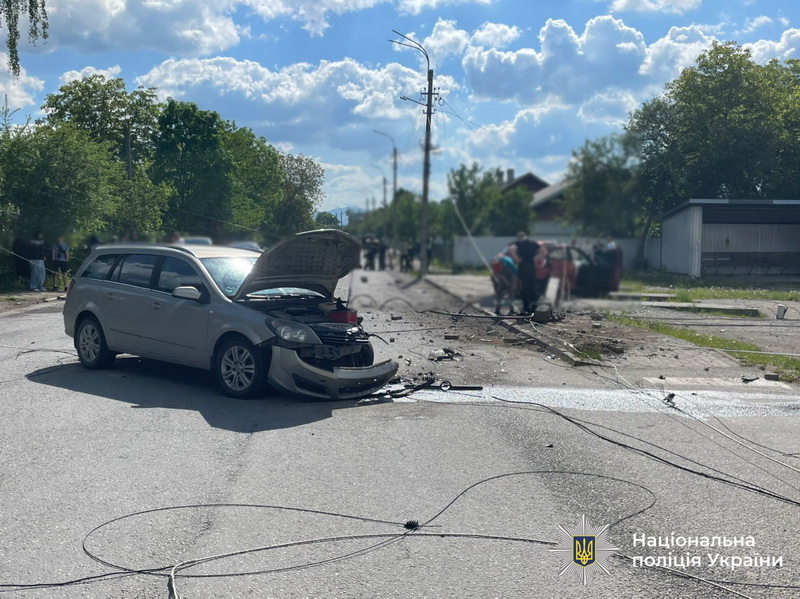 В Надвірній нетверезий кермувальник Opel врізався в Nissan