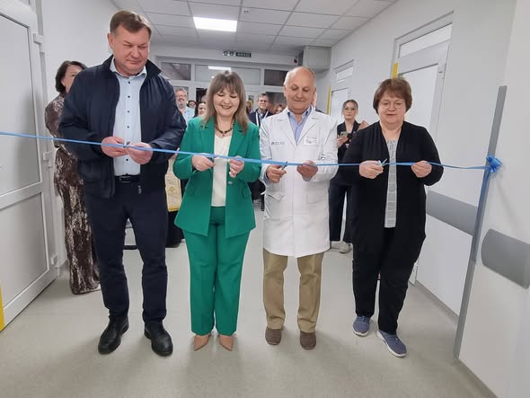 В Івано-Франківській обласній дитячій лікарні почало працювати стаціонарне психіатричне відділення