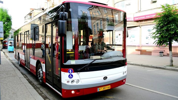 У Франківську сьогодні проїзд для пасажирів безоплатний