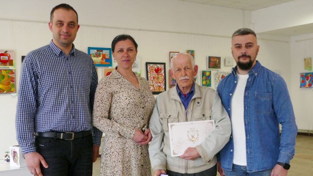 У Калуші відзначили художника Ярослава Господарчука срібним знаком “Калуш”