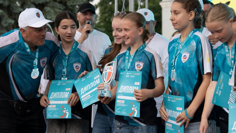 Калуш увійшов до трійки лідерів України: учениці ліцею вибороли “бронзу” на національних змаганнях