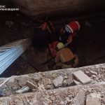 У Калуші чоловік провалився у підвал старого заводу