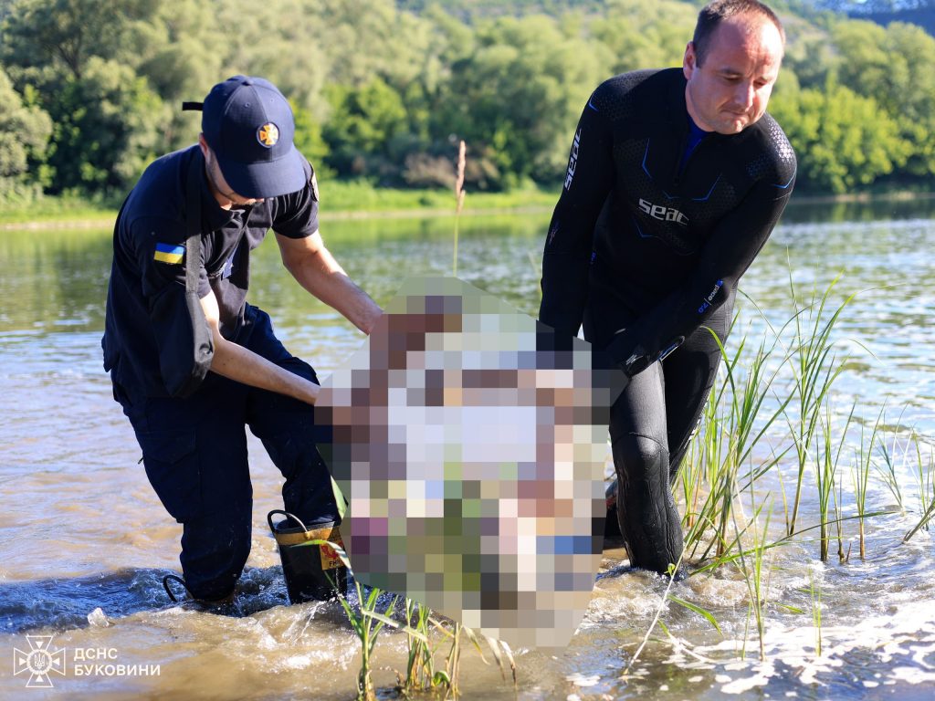За трохи більше ніж добу в Україні на воді загинули 17 осіб, з них 9 дітей