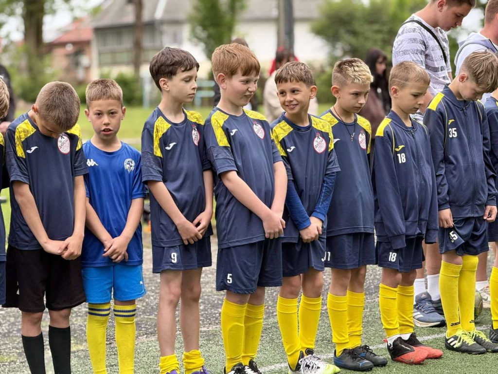 Турнір з футболу у Калуші – 2026: молоді гравці розпочали змагання