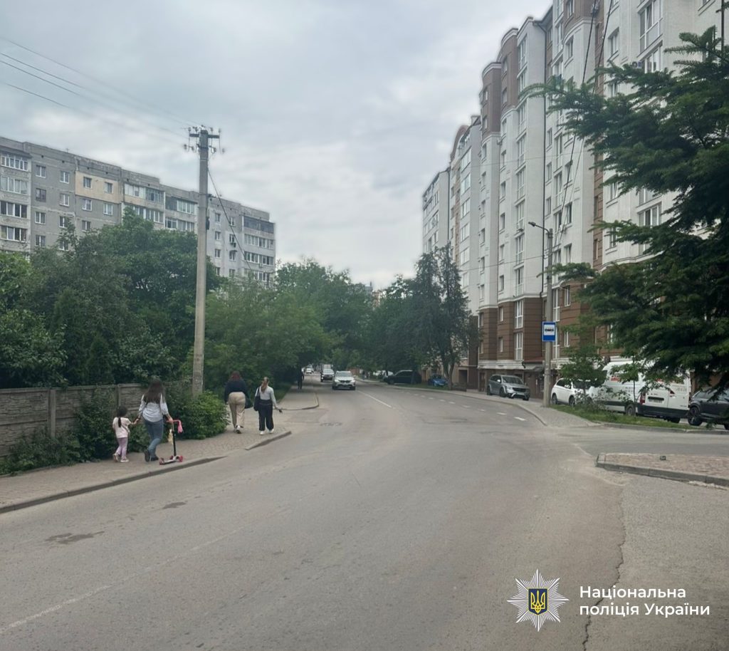 В Івано-Франківську восьмирічна дівчинка була збита автомобілем і отримала серйозні поранення