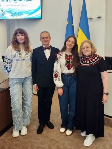 Підліток з Калуша Антоніна Осадчук здобула перемогу на міжнародному змаганні «Мій рідний край»